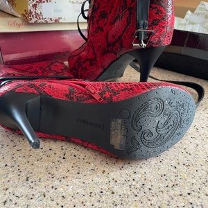 Beans new snake print boots